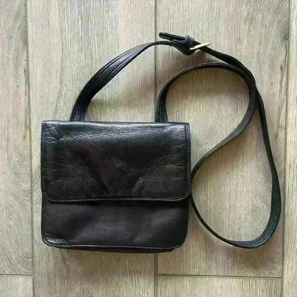 Talbots Black Leather Shoulder/Crossbody Compact Purse with Organizers - Picture 1 of 7
